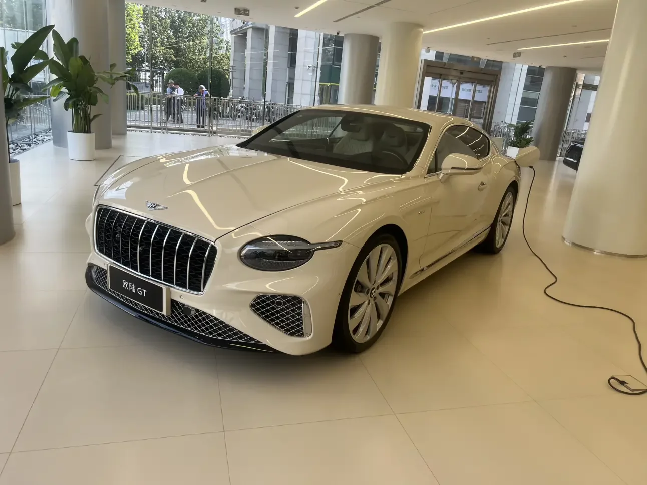 Bentley Continental PHEV