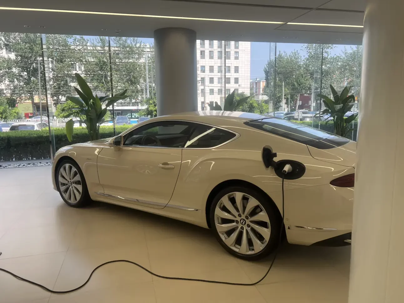 Bentley Continental PHEV