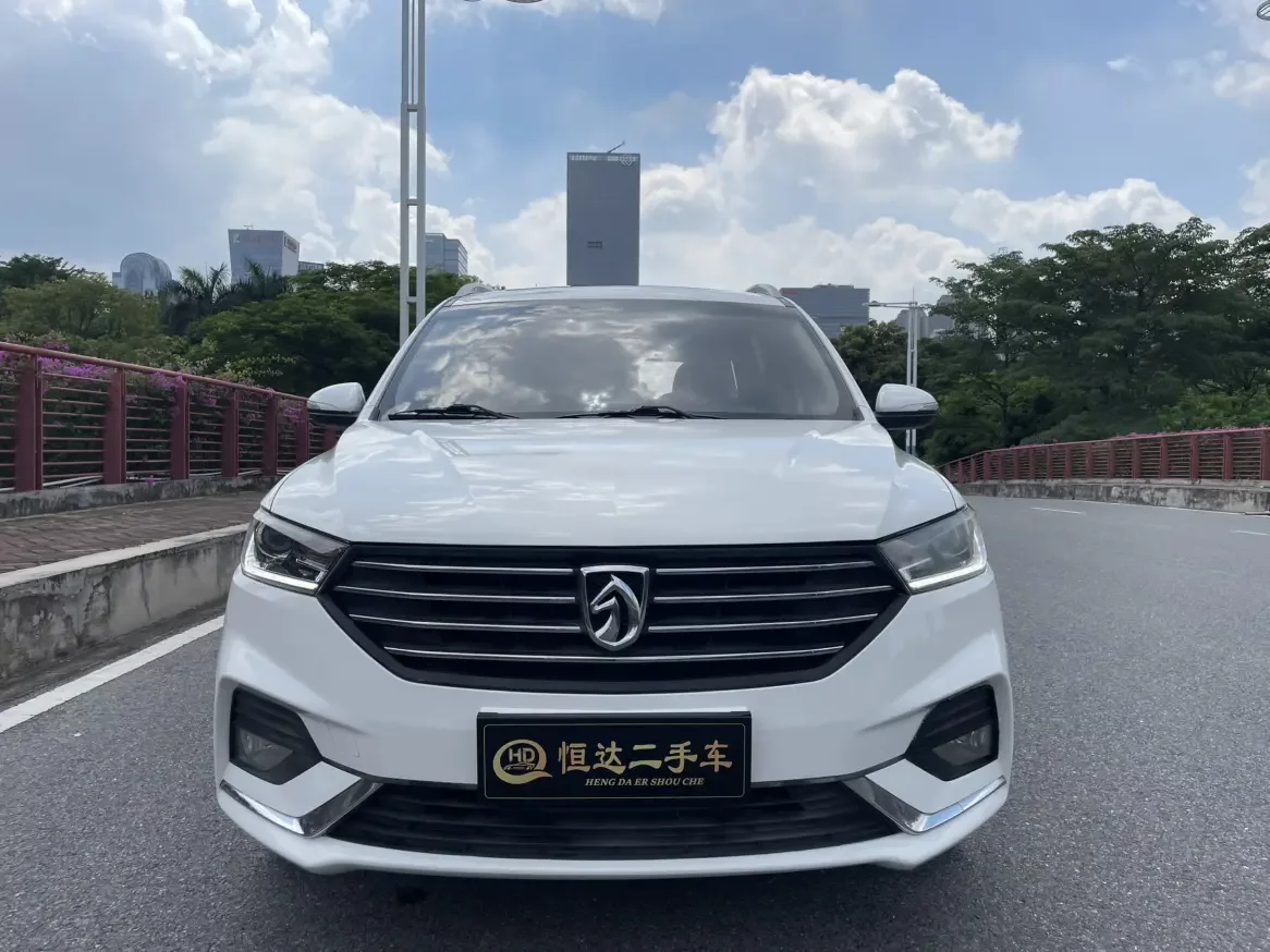 Baojun 360