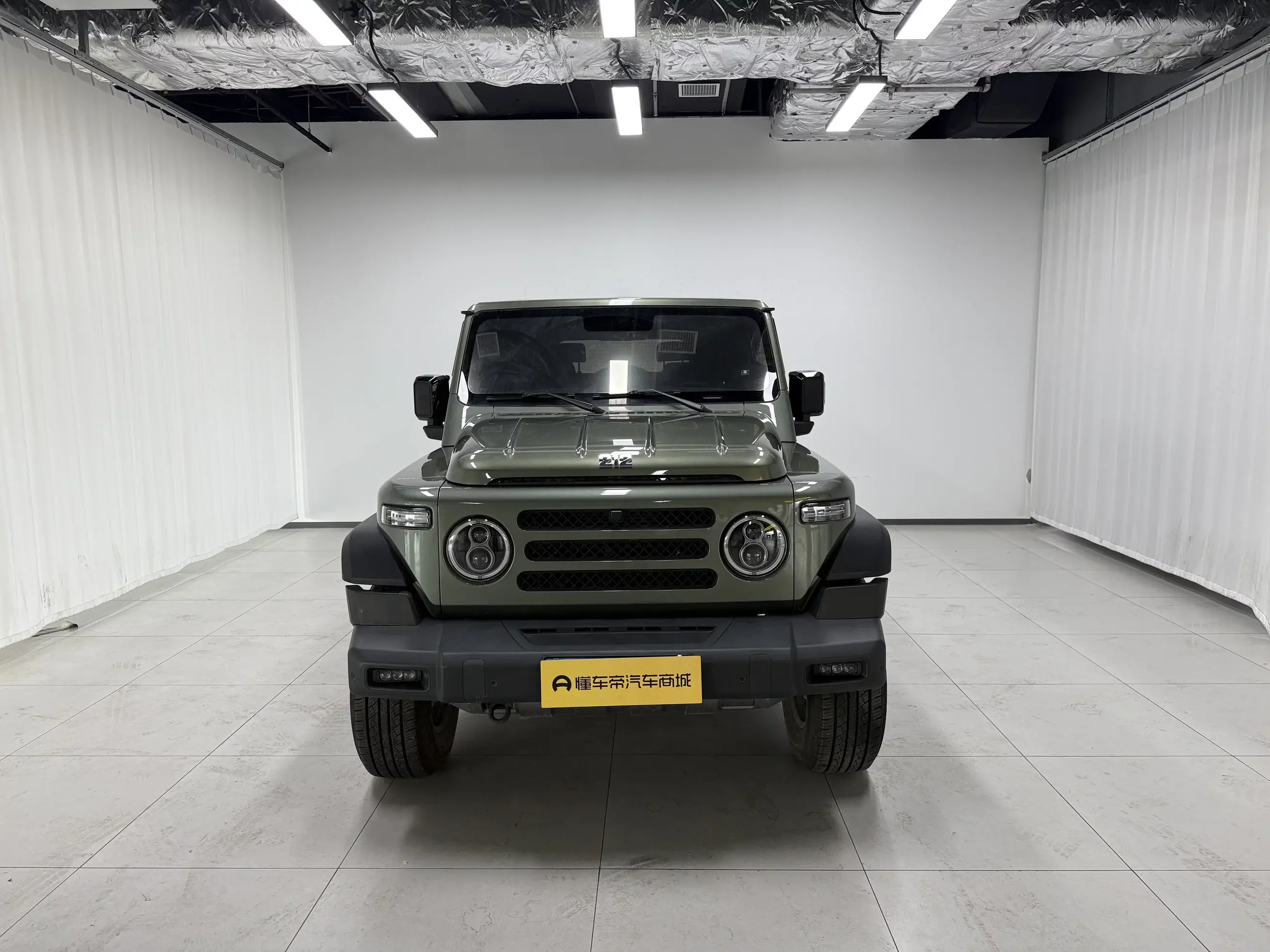 212 T01