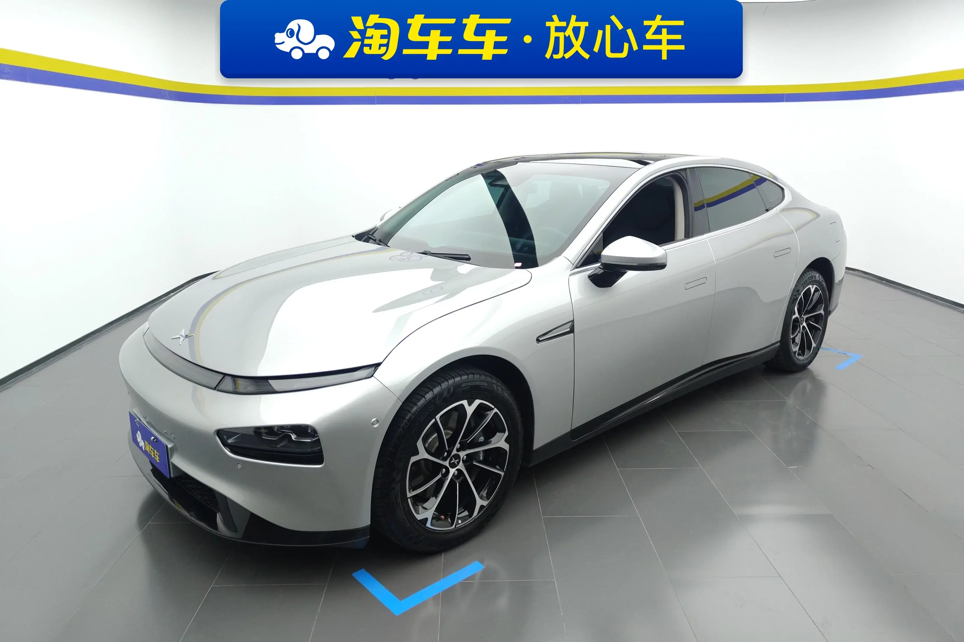 Xpeng P7