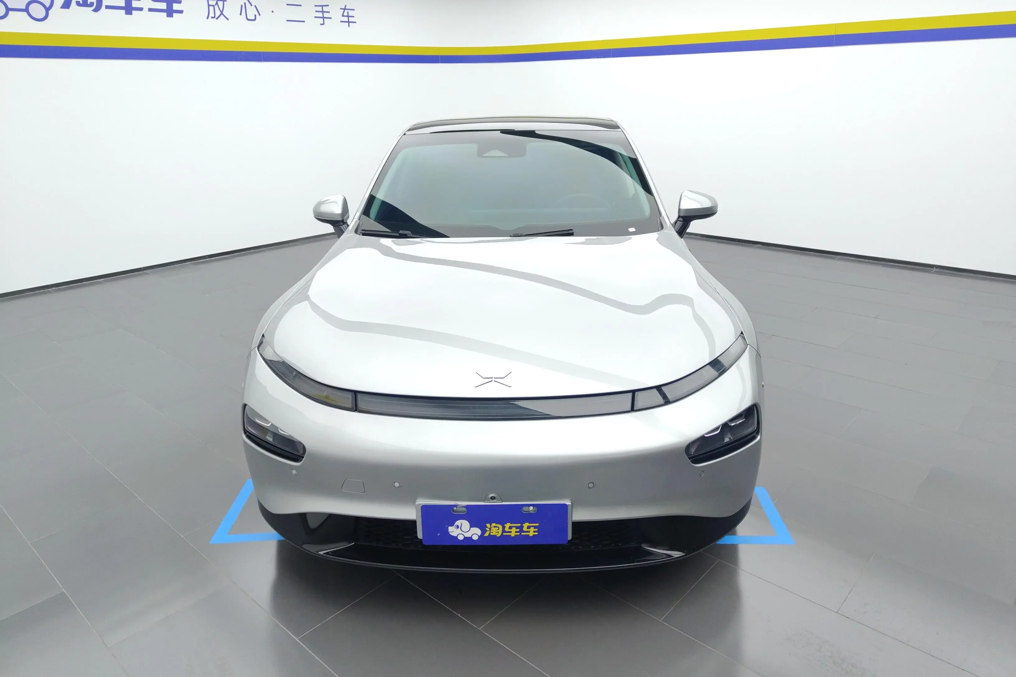 Xpeng P7