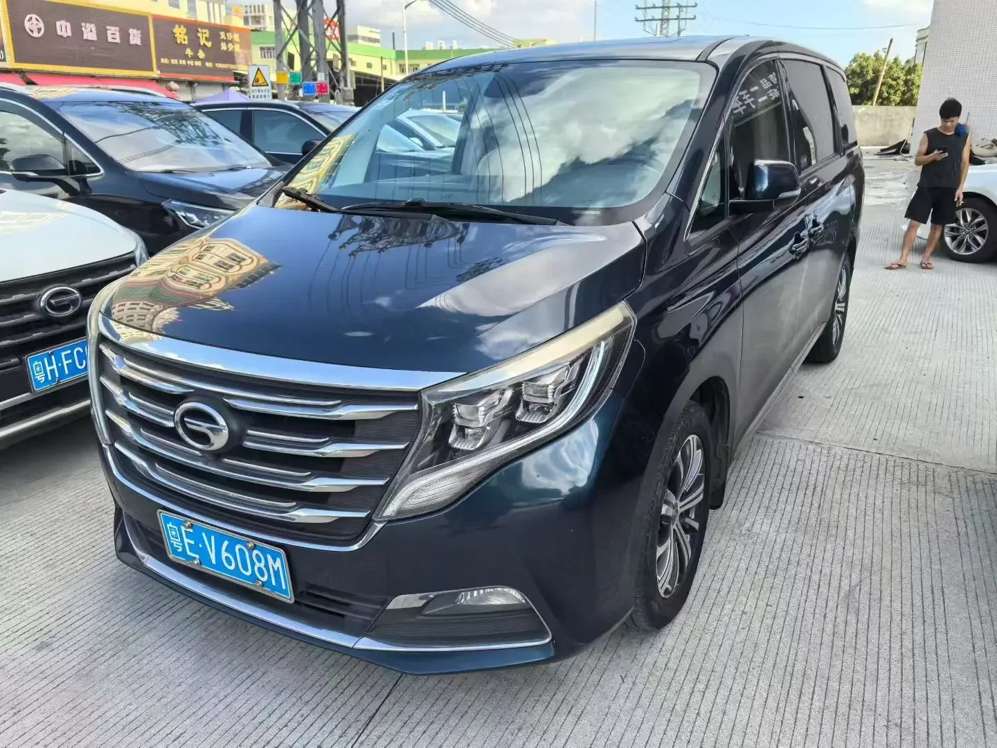 GAC Trumpchi M8  из Китая