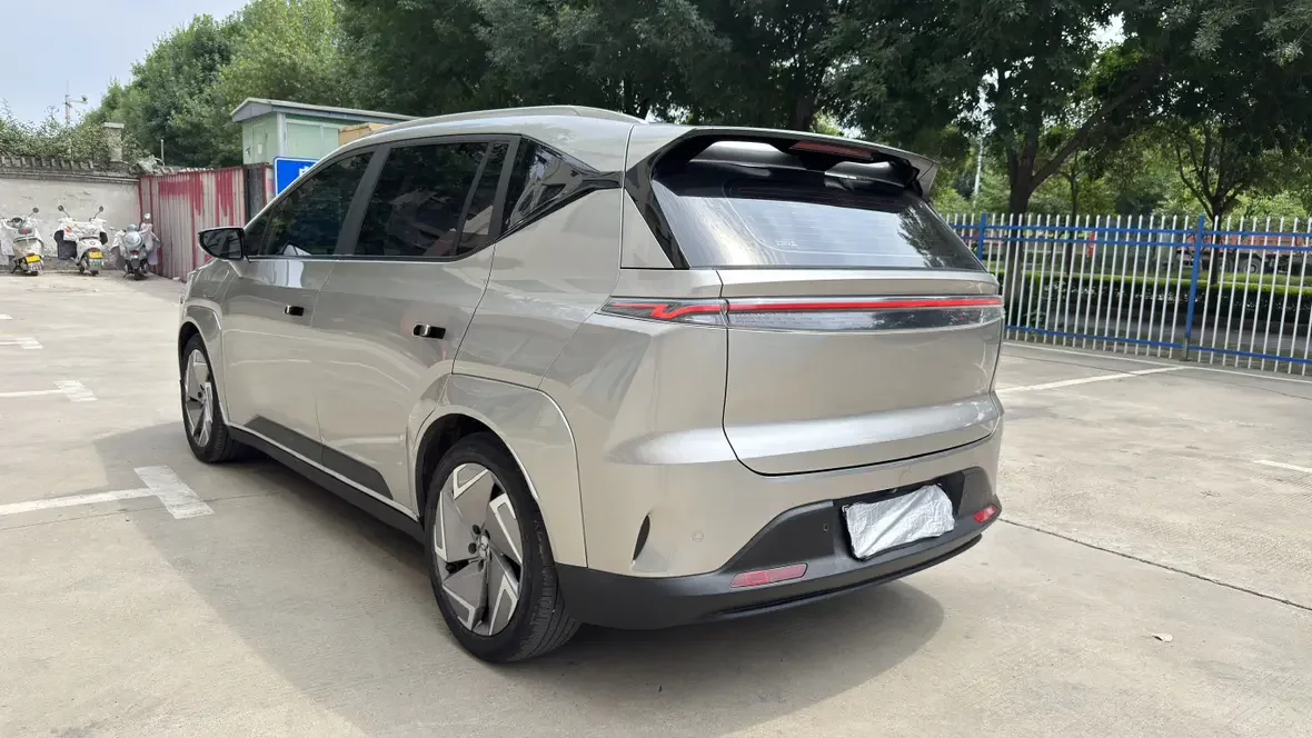 HYCAN Hechuang Z03