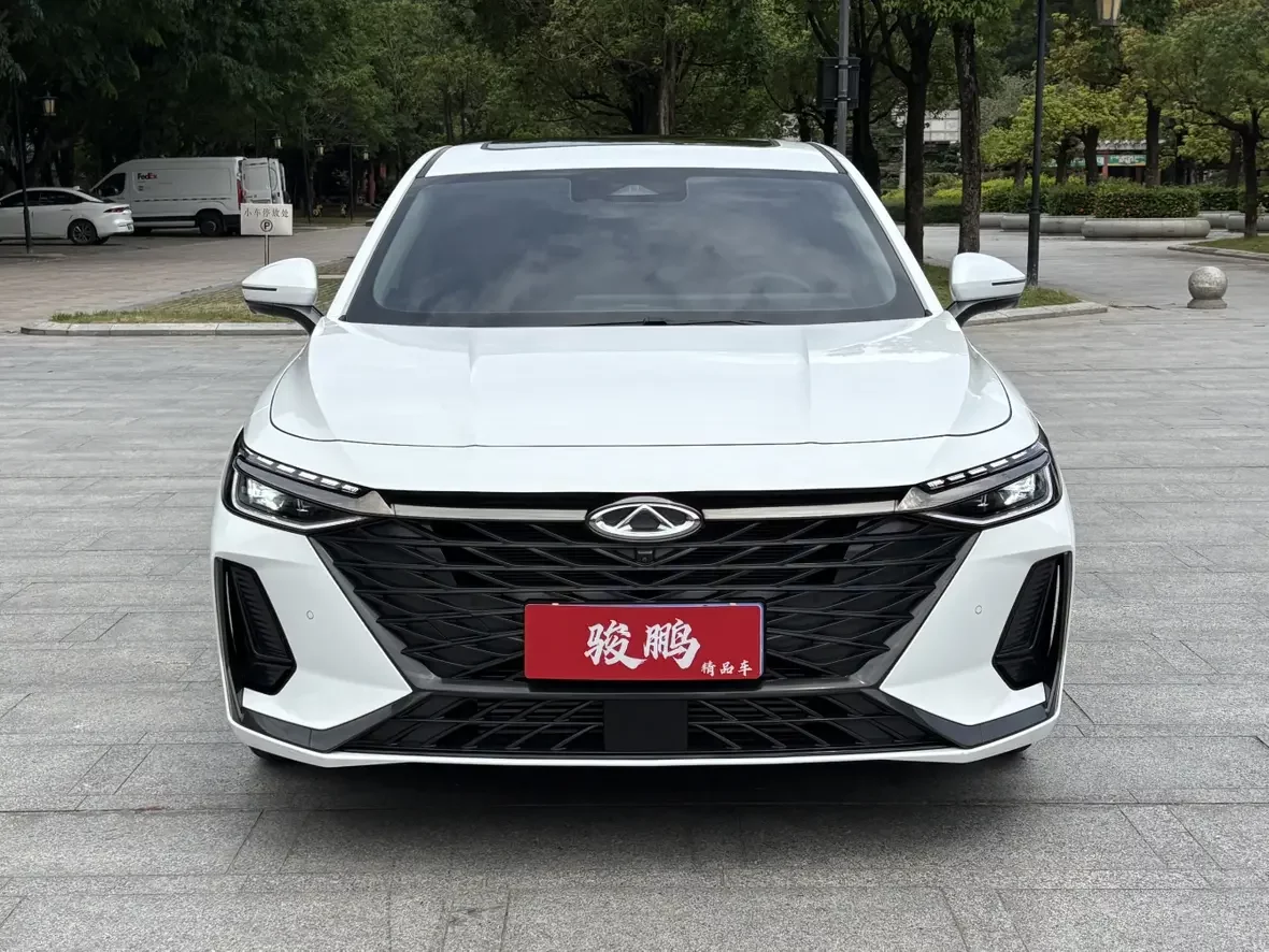 Chery Arrizo 8