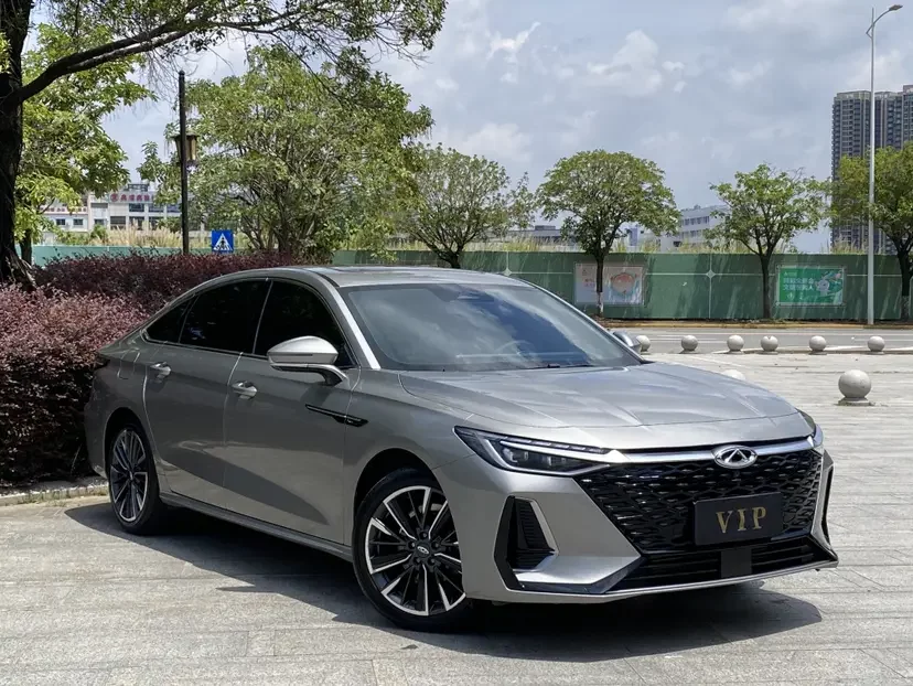 Chery Arrizo 8