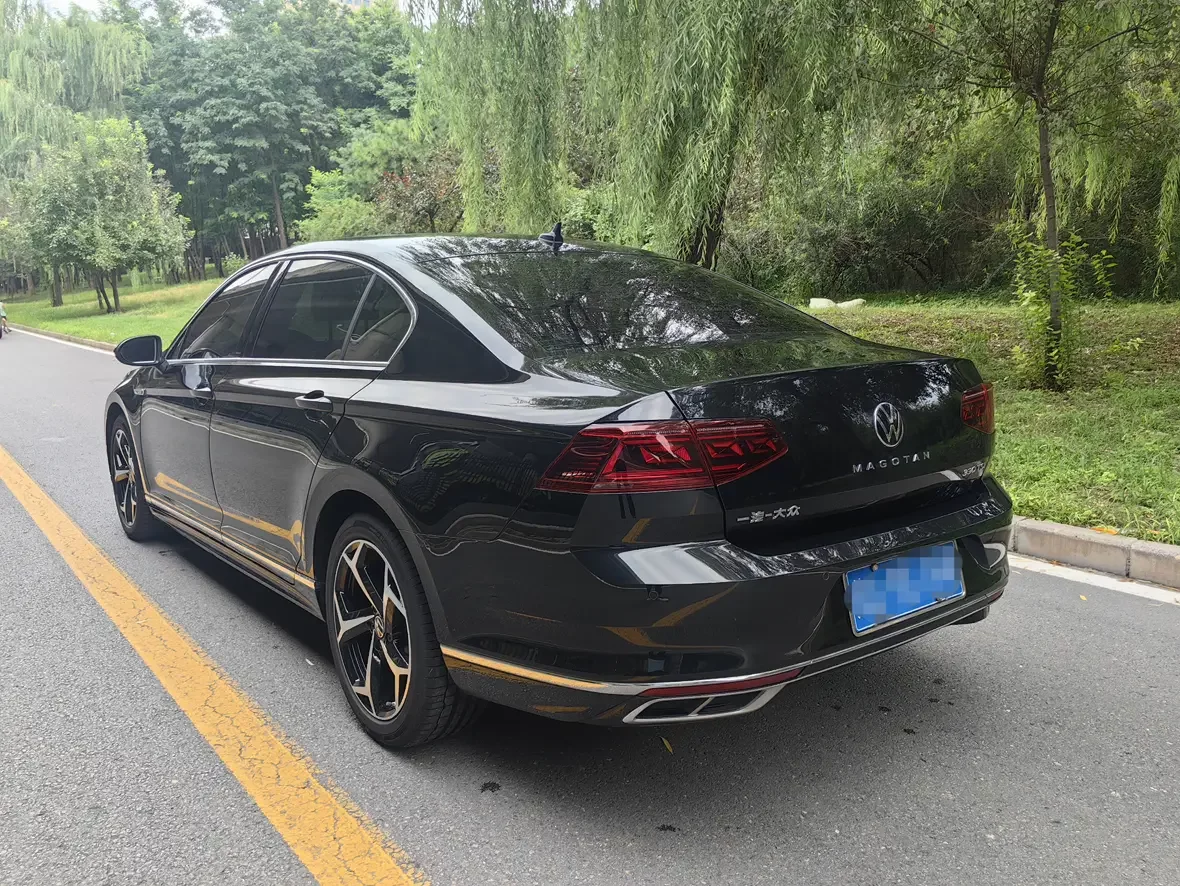 Volkswagen Magotan