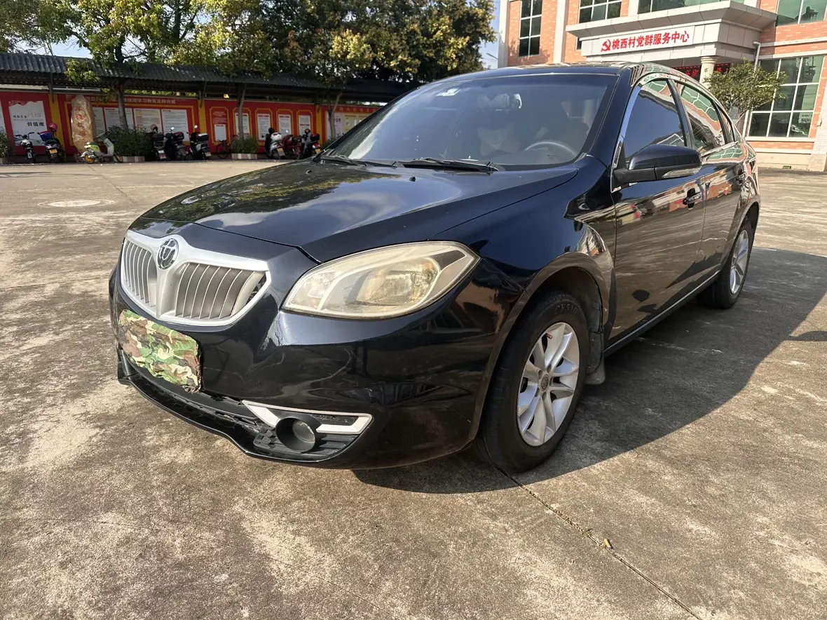 Brilliance Zhonghua H330
