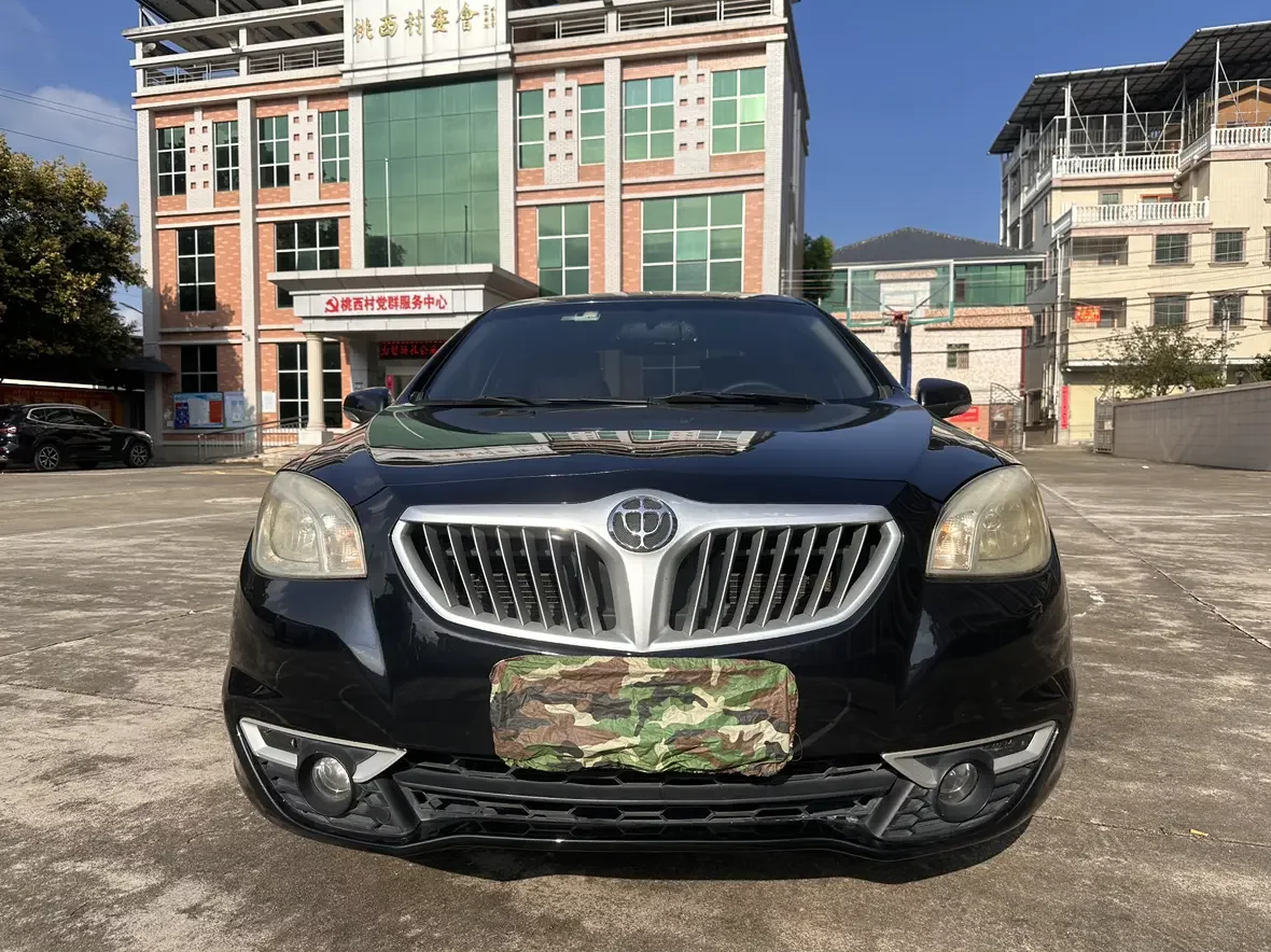 Brilliance Zhonghua H330