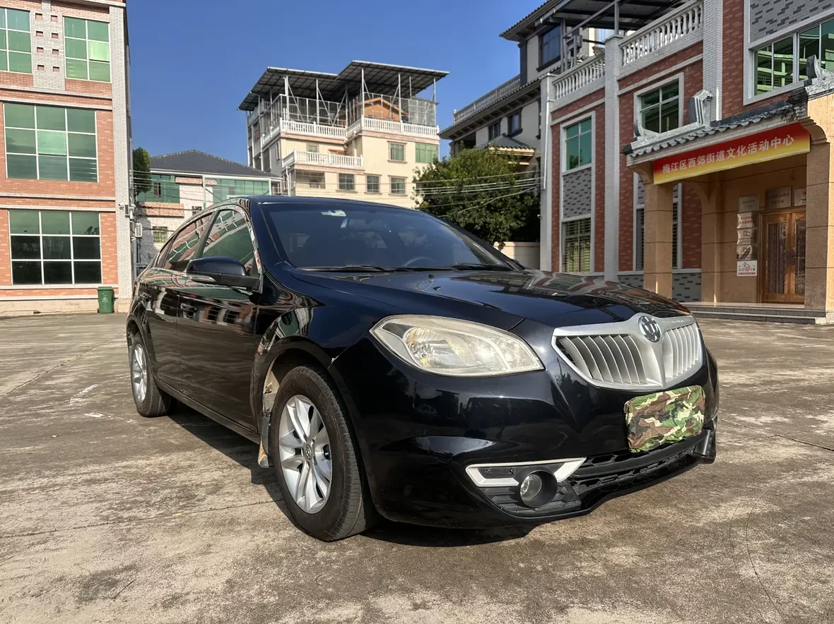 Brilliance Zhonghua H330
