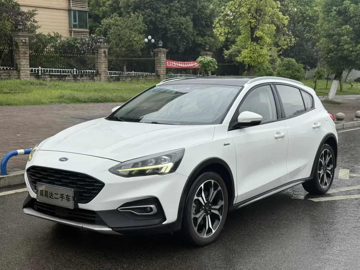 Ford Fox Active