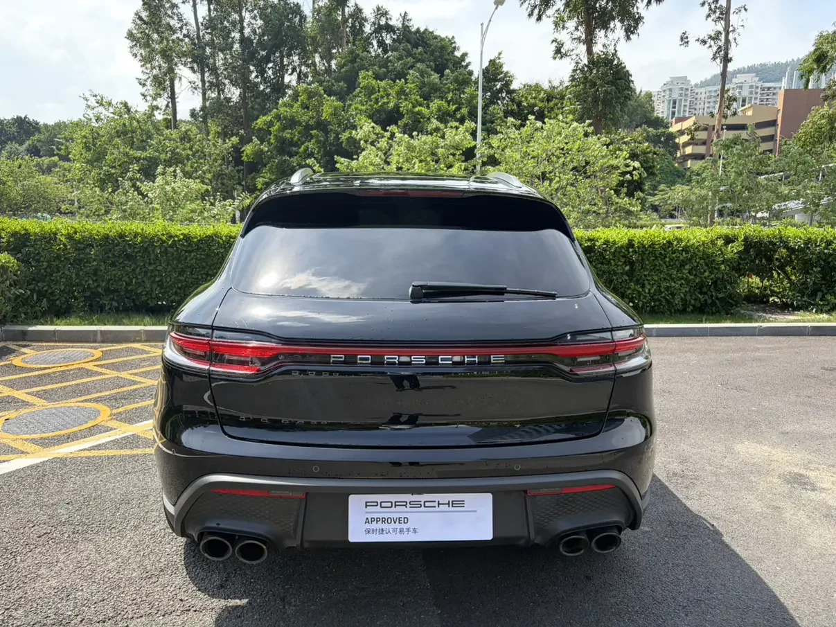 Porsche Macan