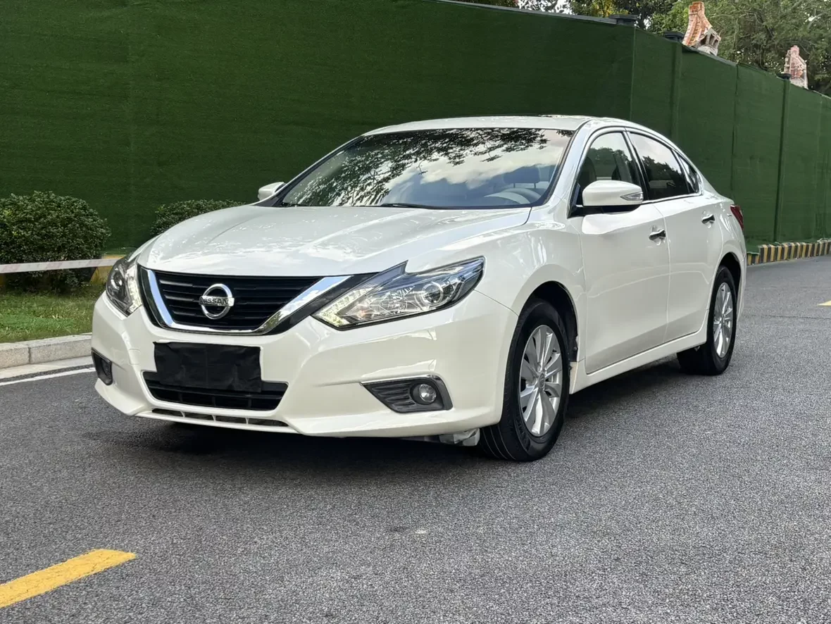 Nissan Altima (Teana)  из Китая