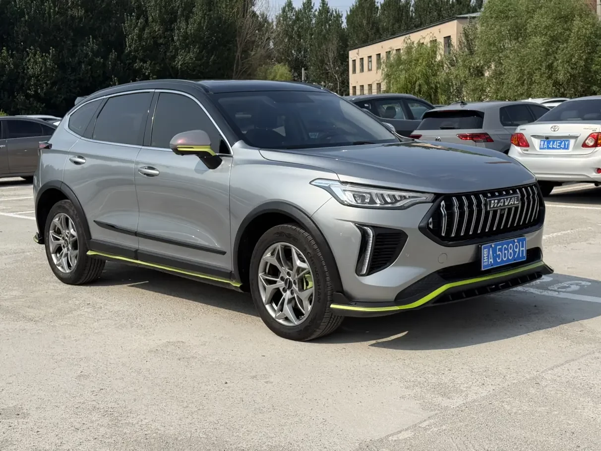 Haval Harvard Red Rabbit