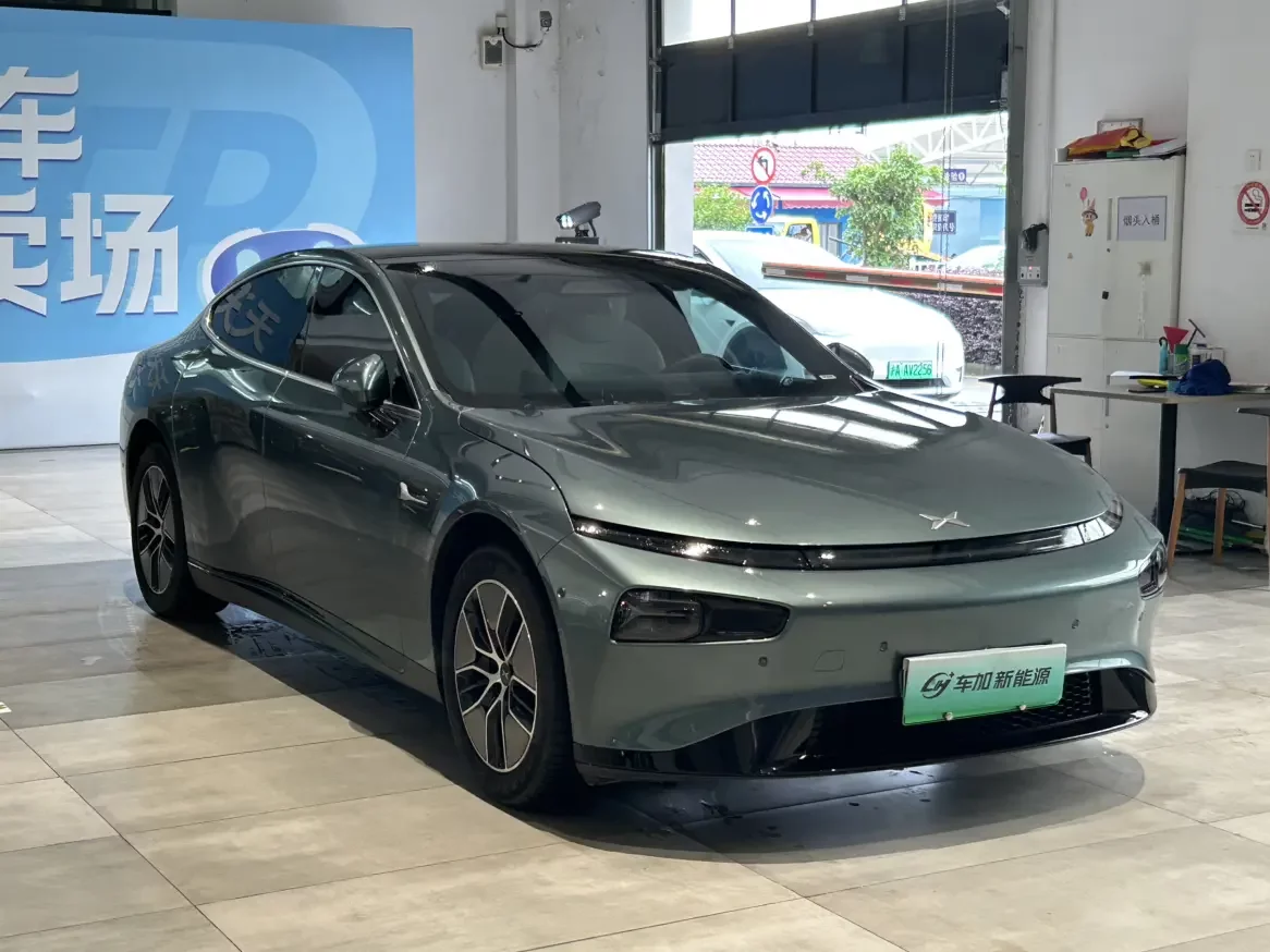 Xpeng P7