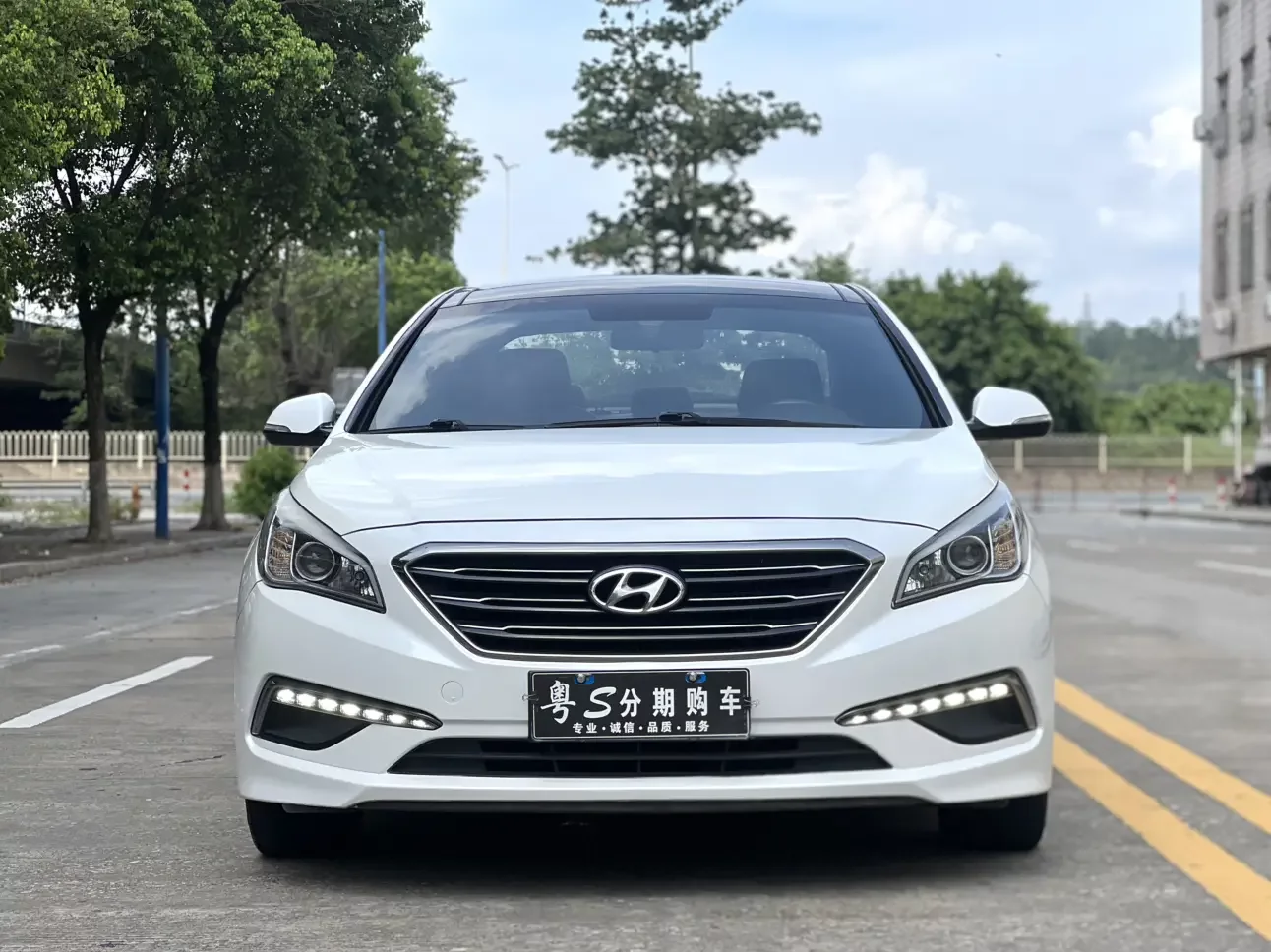 Hyundai sonata nine