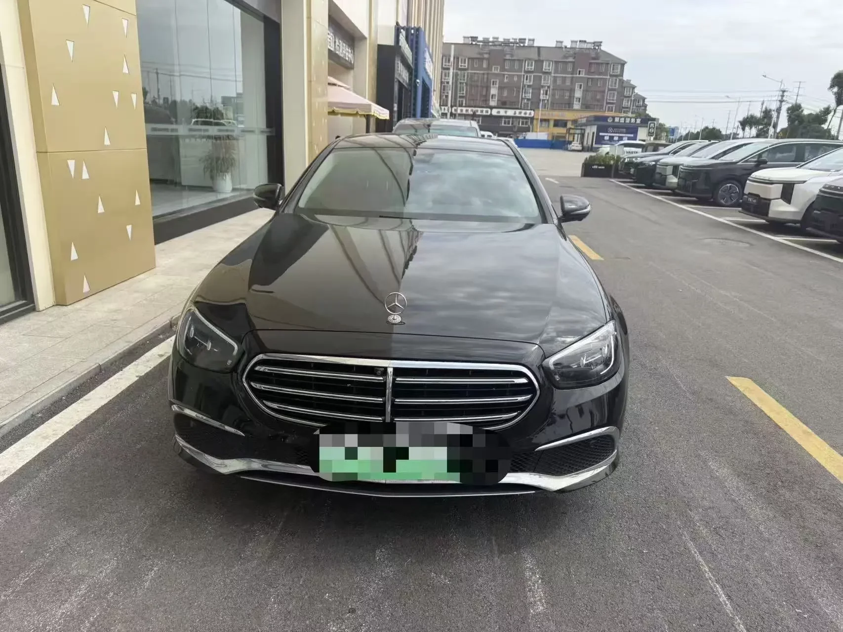 Mercedes-Benz E-Class PHEV