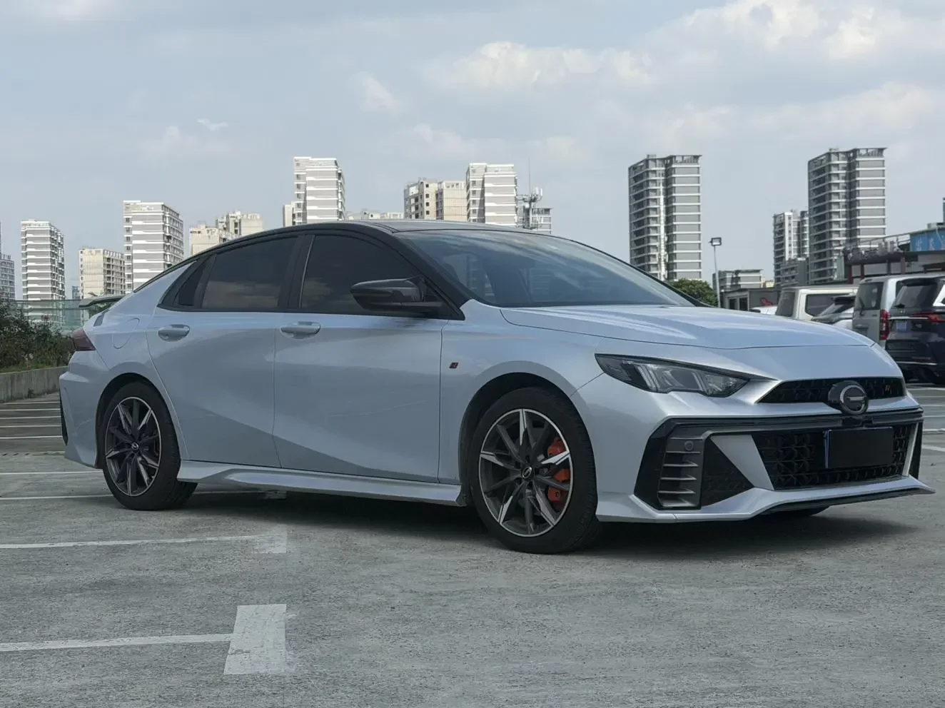 GAC Trumpchi Empow  из Китая