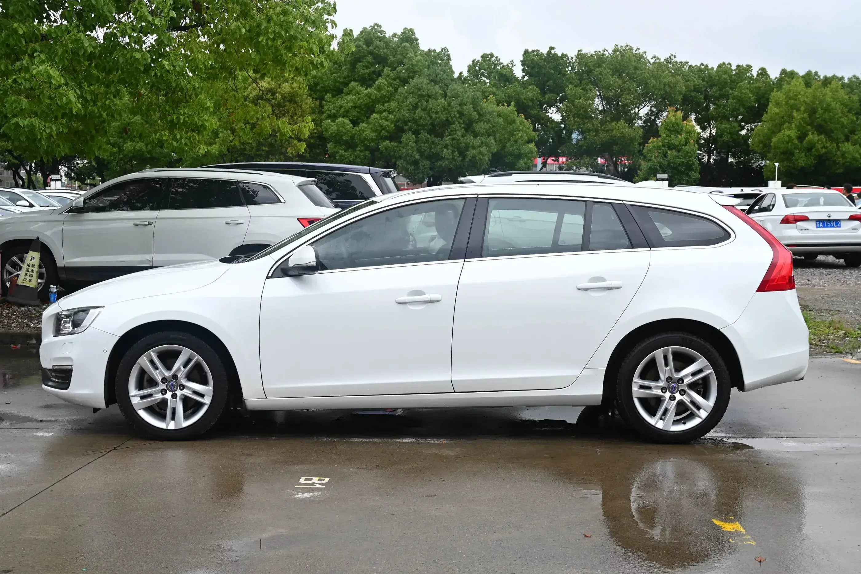 Volvo V60