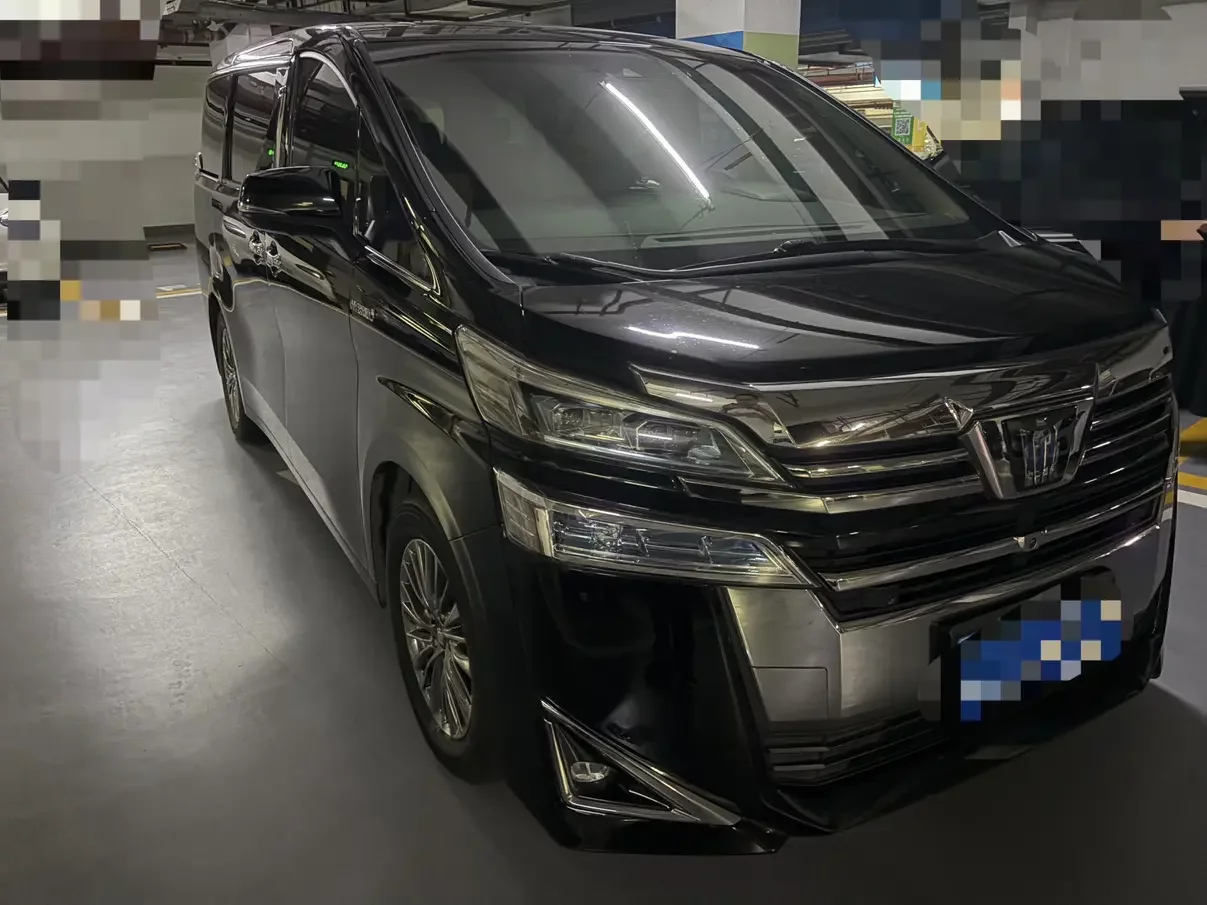 Toyota Crown Wellfire