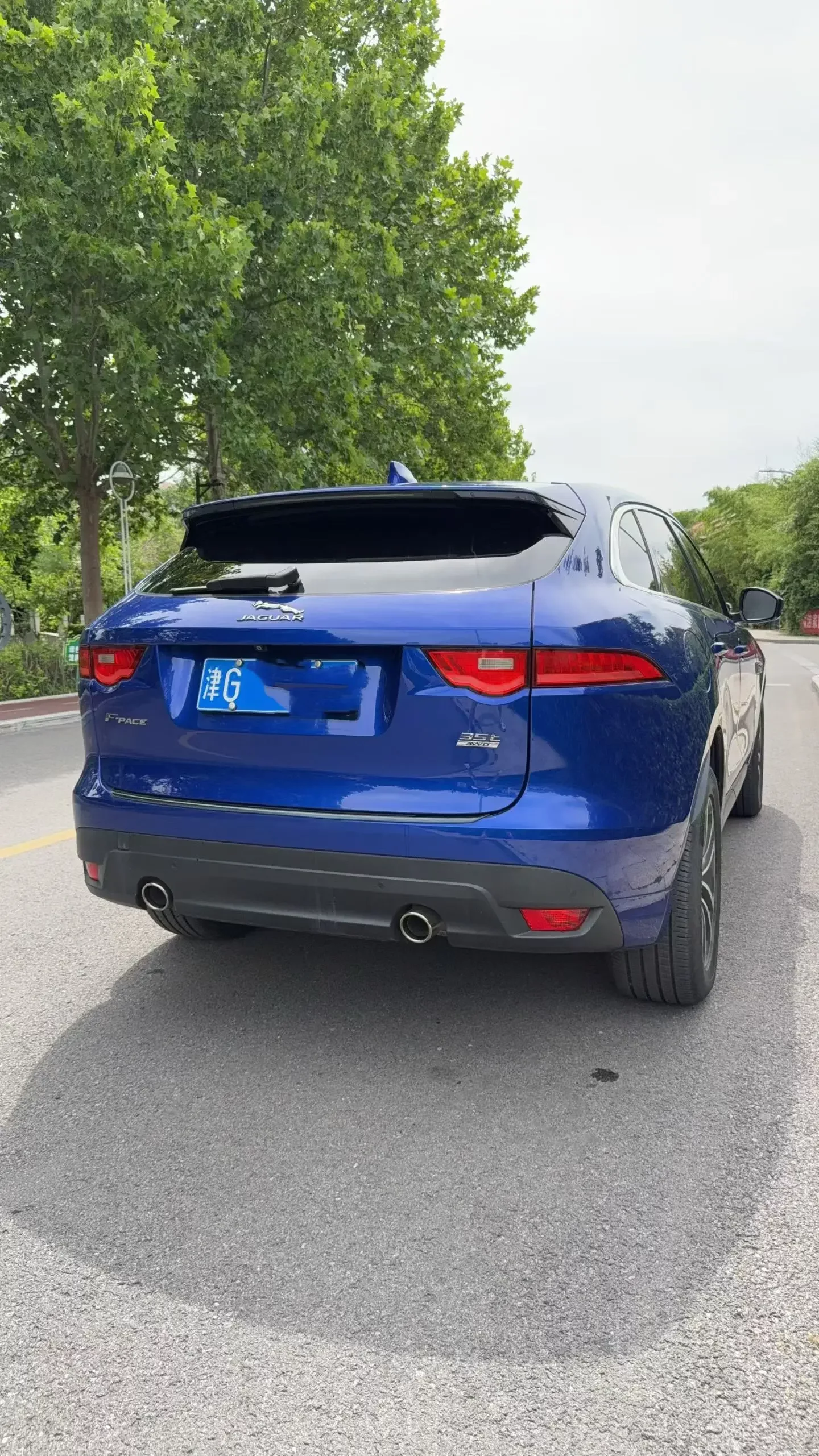 Jaguar F-PACE