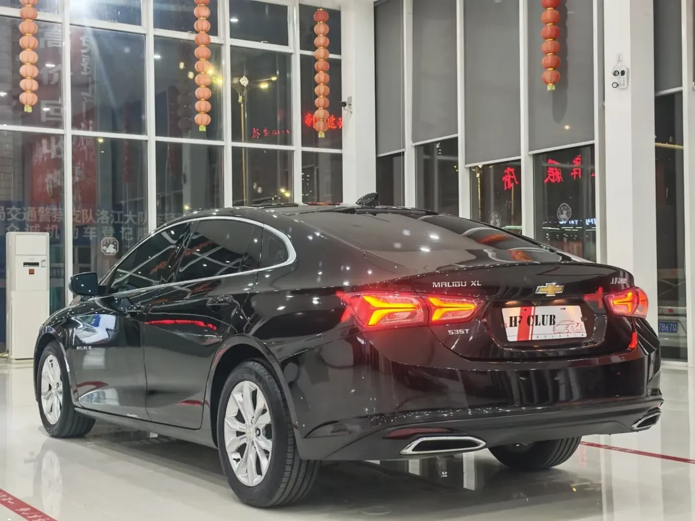 Chevrolet Malibu XL