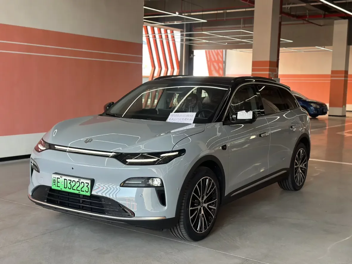 Leapmotor Zero running C11