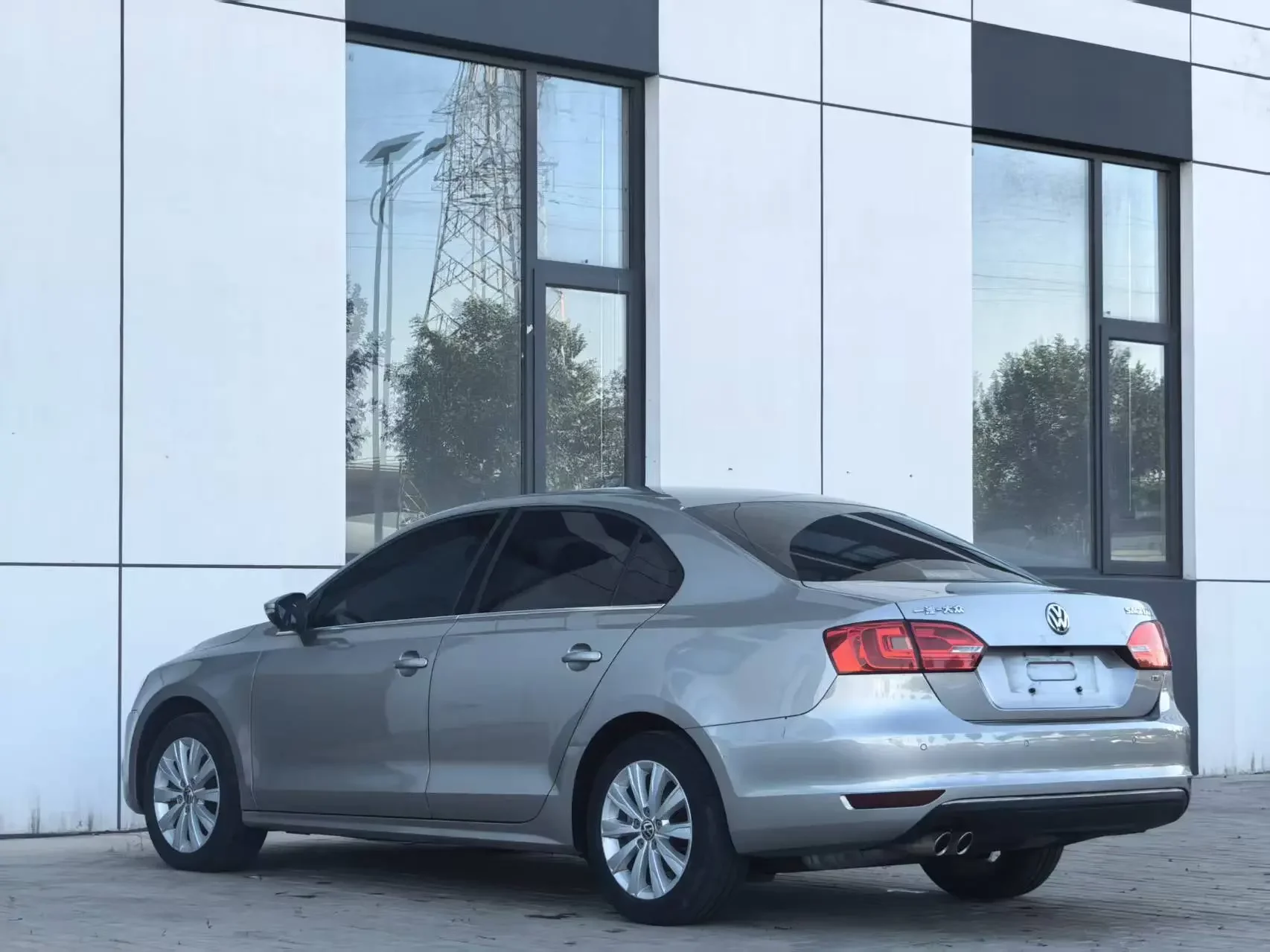 Volkswagen Sagitar