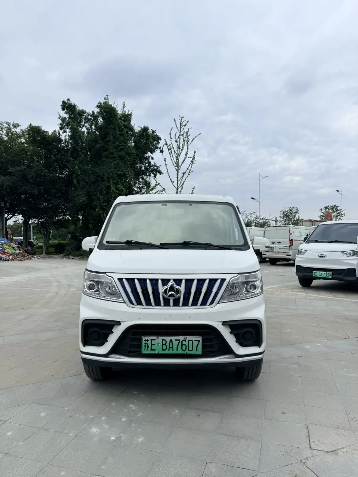 Changan Kaicene Ruixing EM80