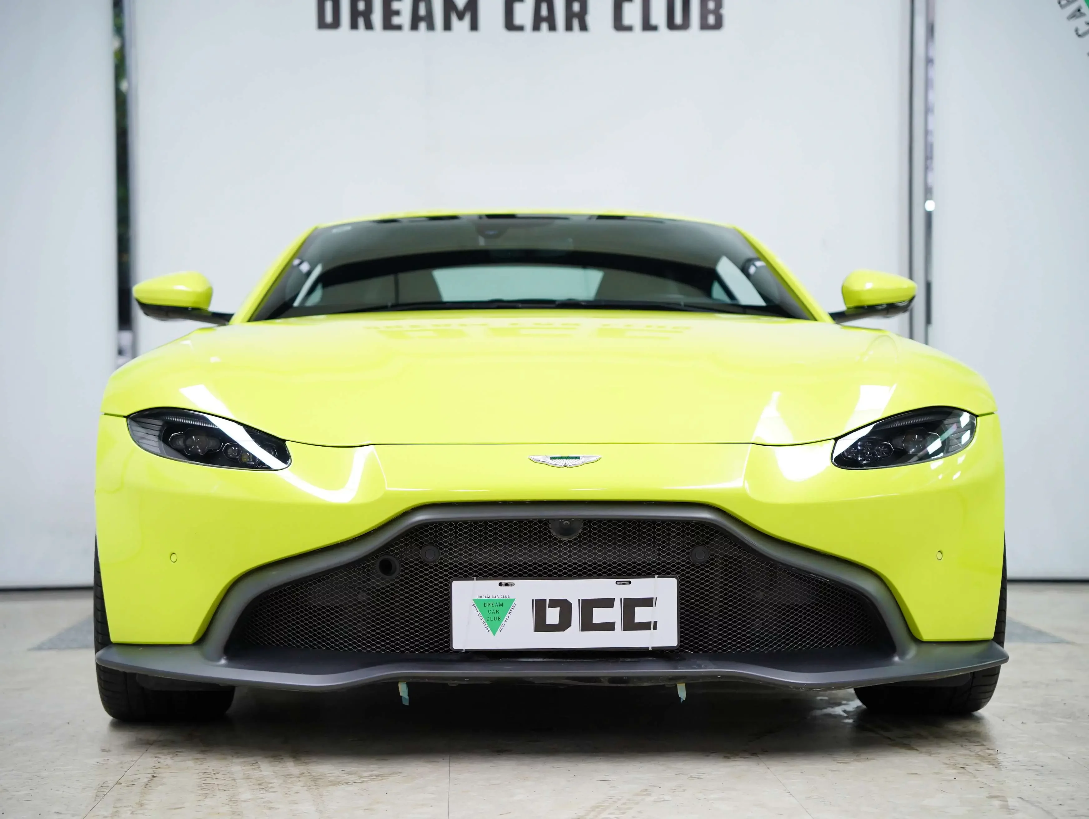 Aston Martin Vantage
