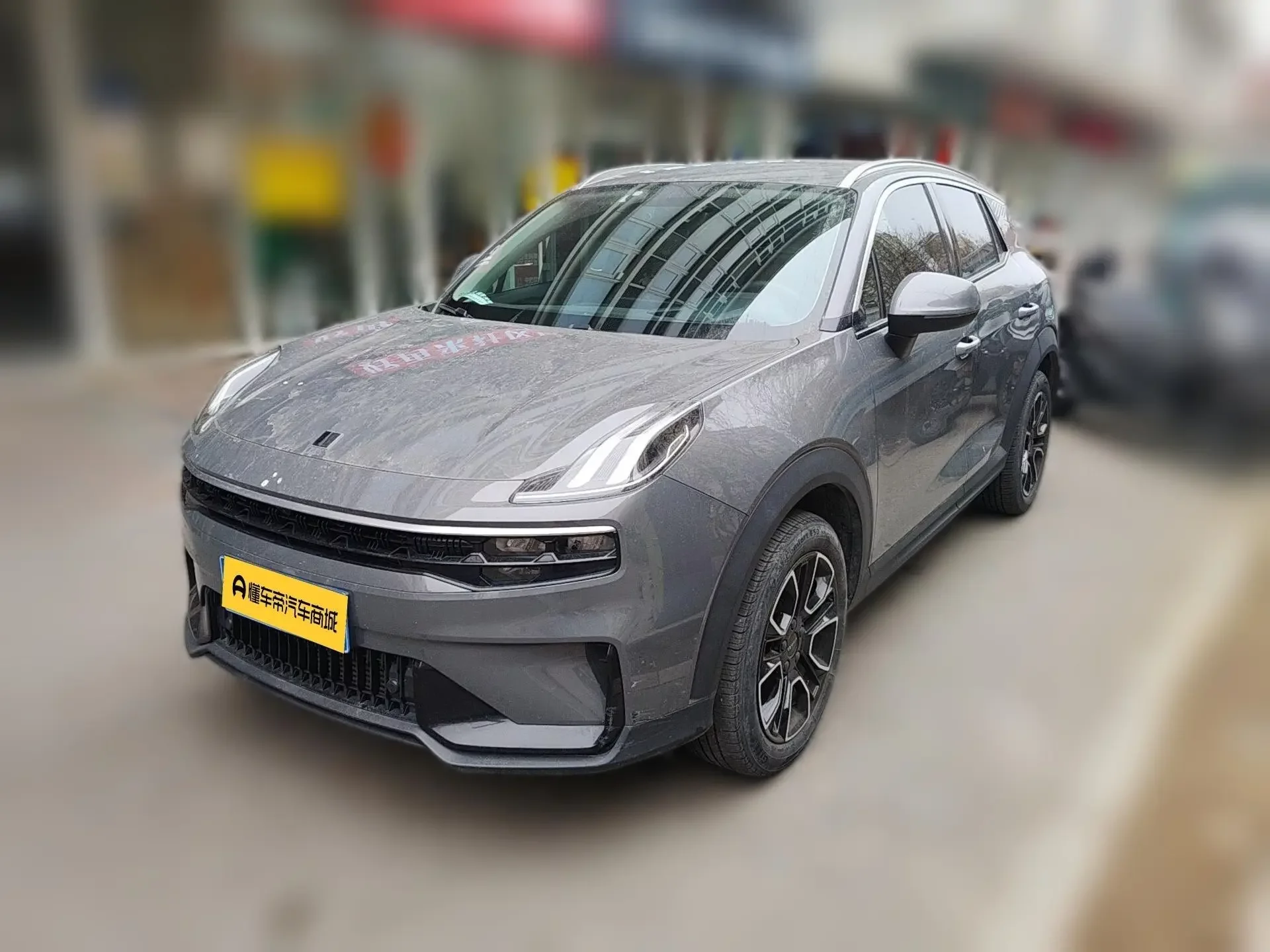 Lynk & Co 06