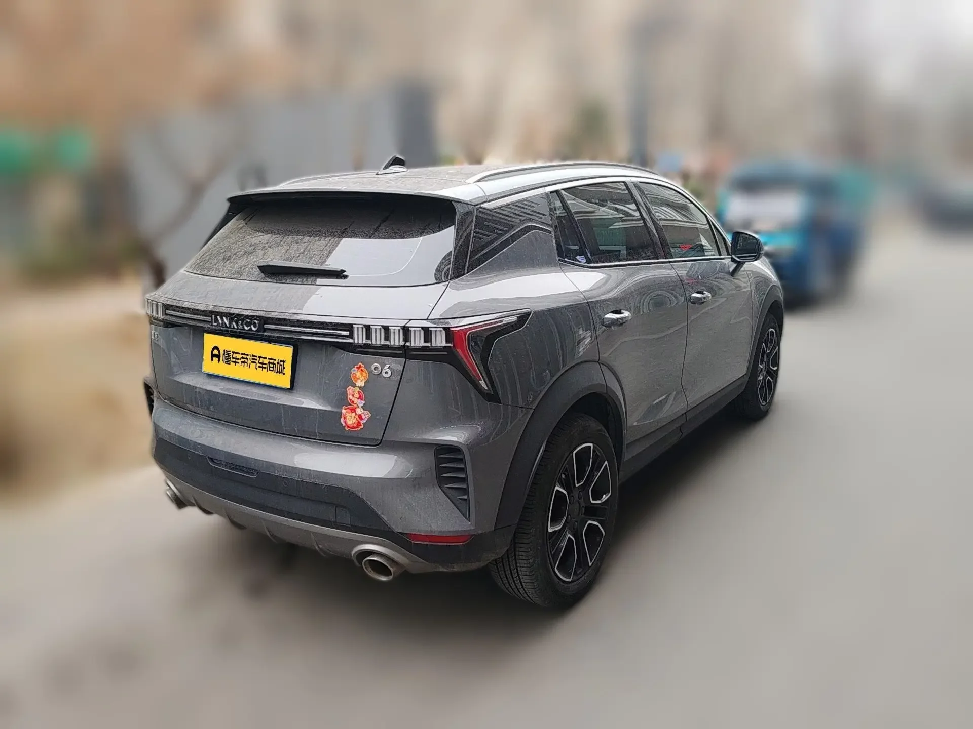 Lynk & Co 06