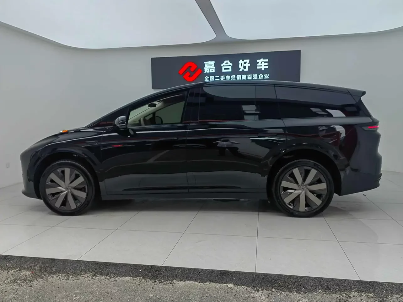Li Ideal i8