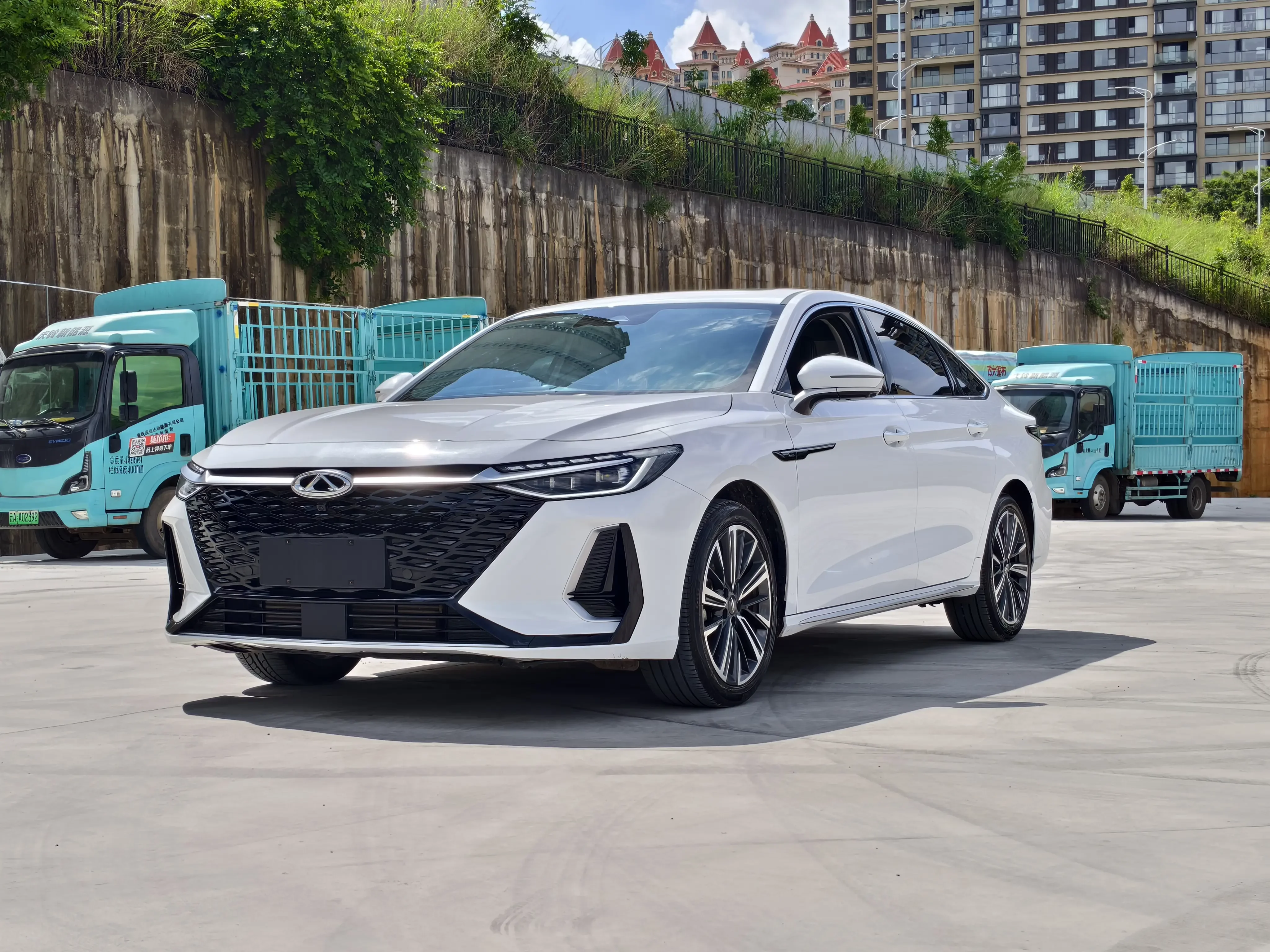 Chery Arrizo 8