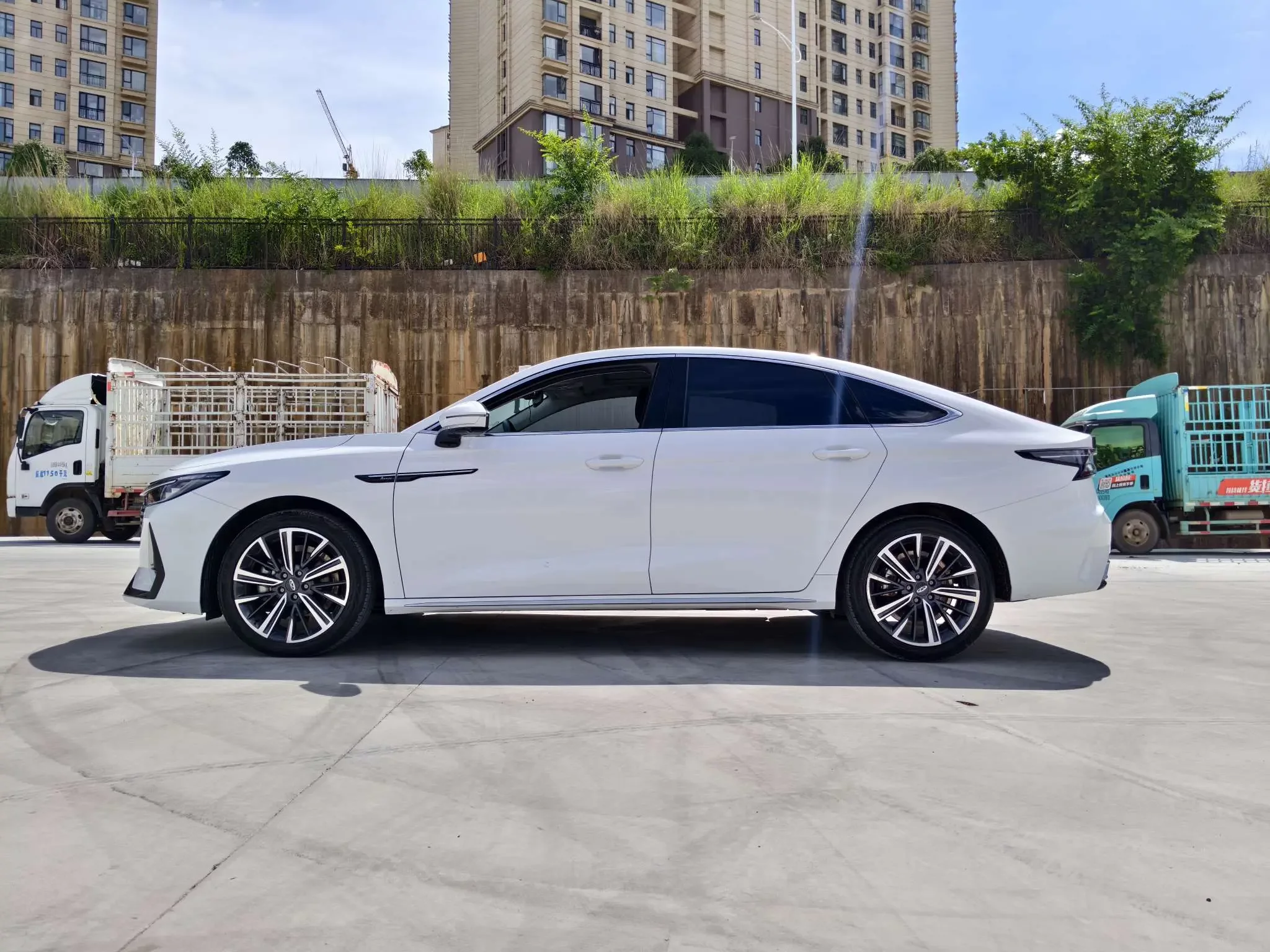 Chery Arrizo 8