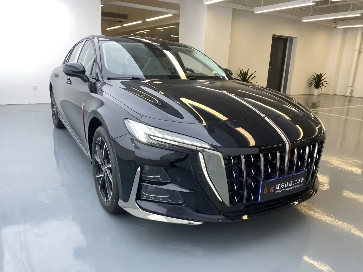 Hongqi H6