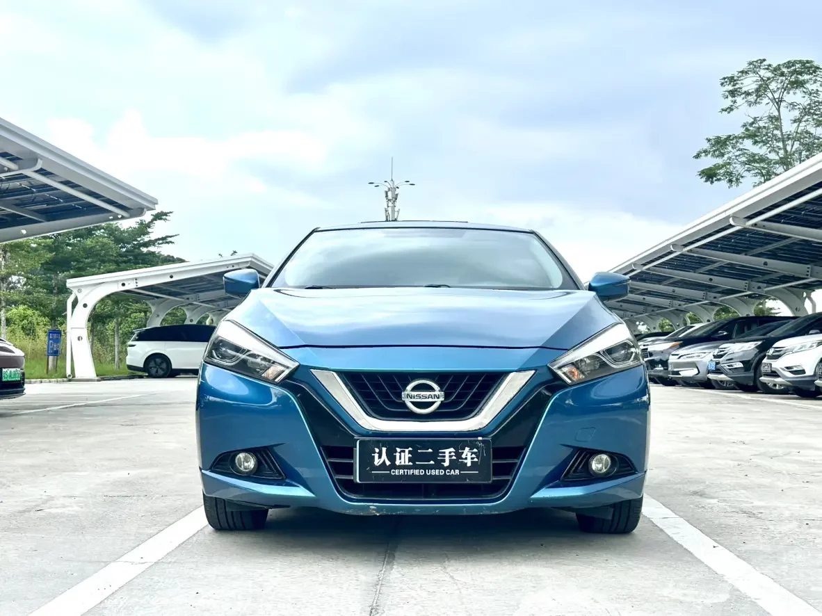 Nissan bluebird