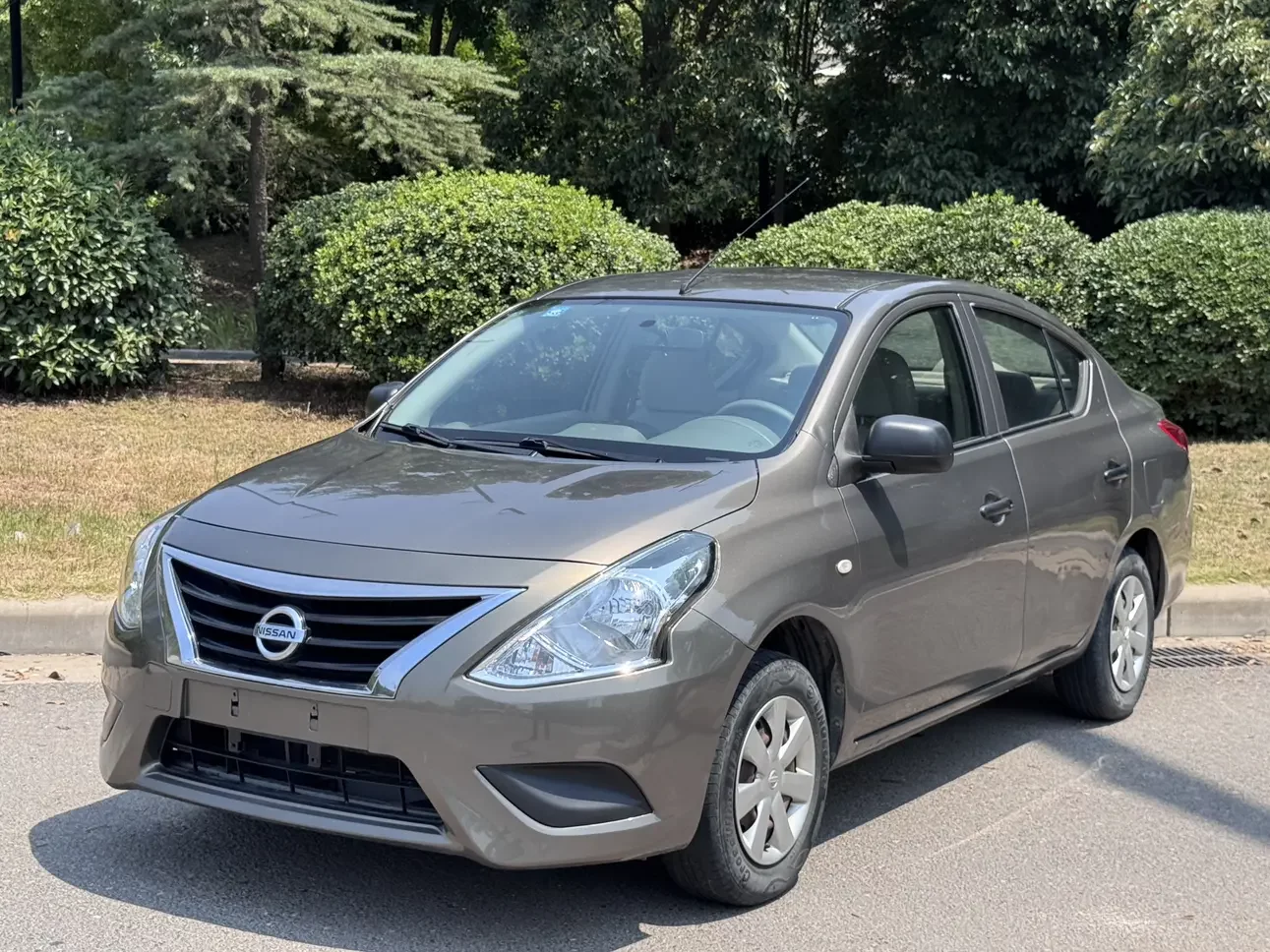 Nissan Sunlight