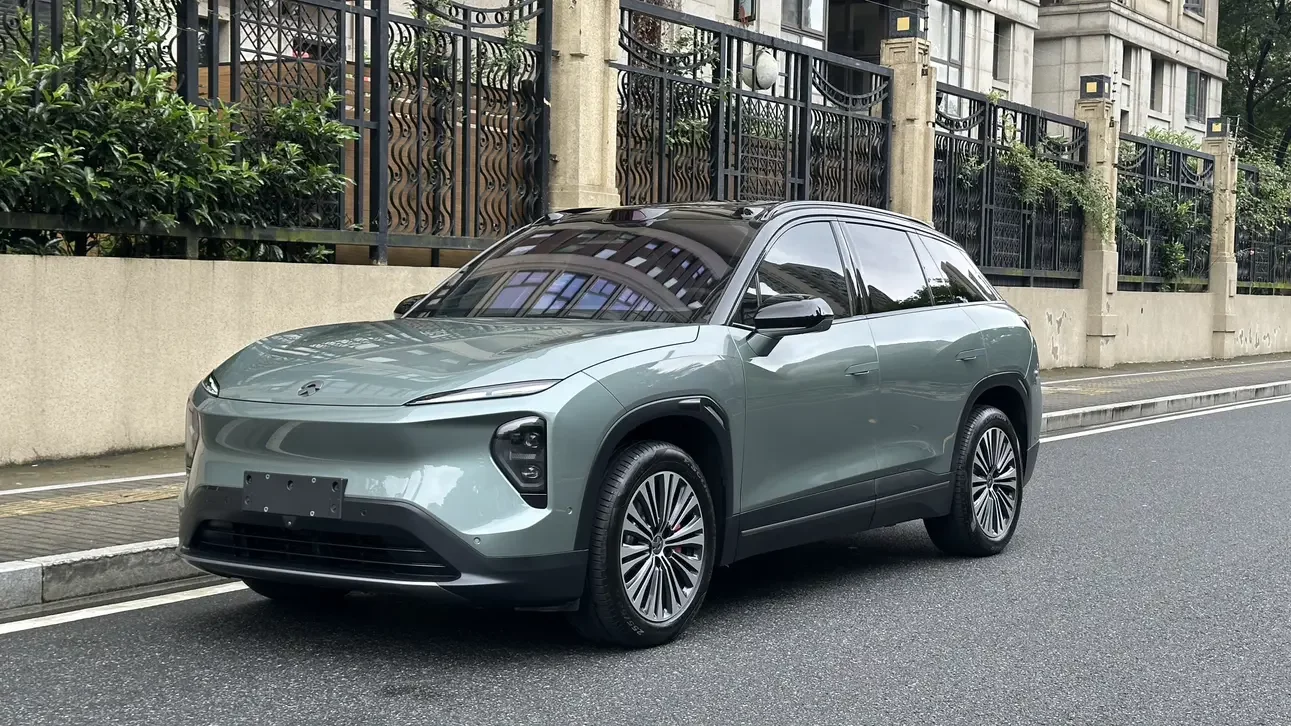 NIO ES7  из Китая