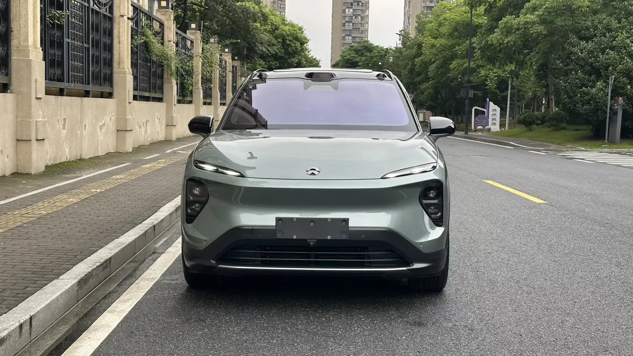 NIO ES7  из Китая
