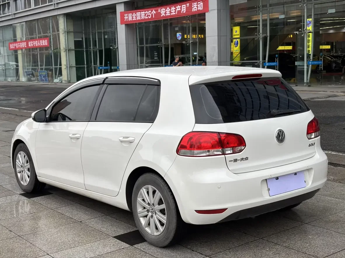 Volkswagen golf