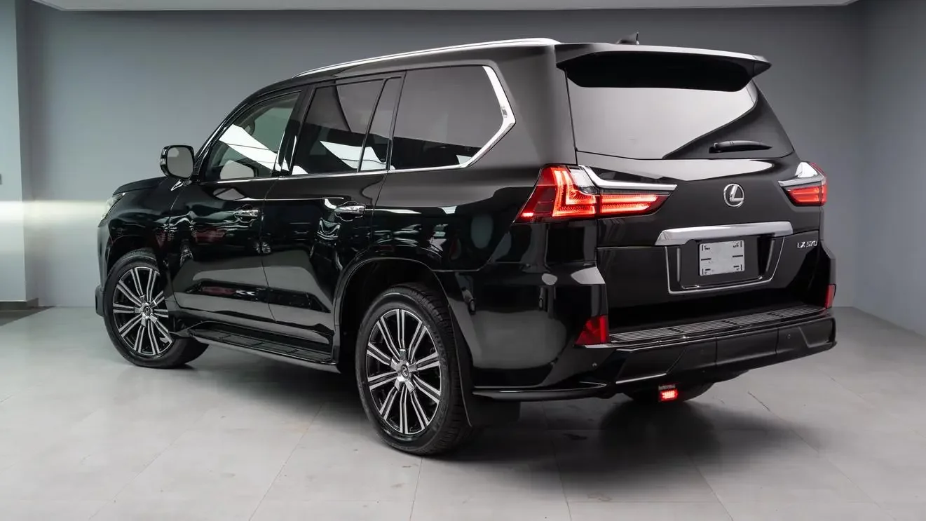 Lexus LX