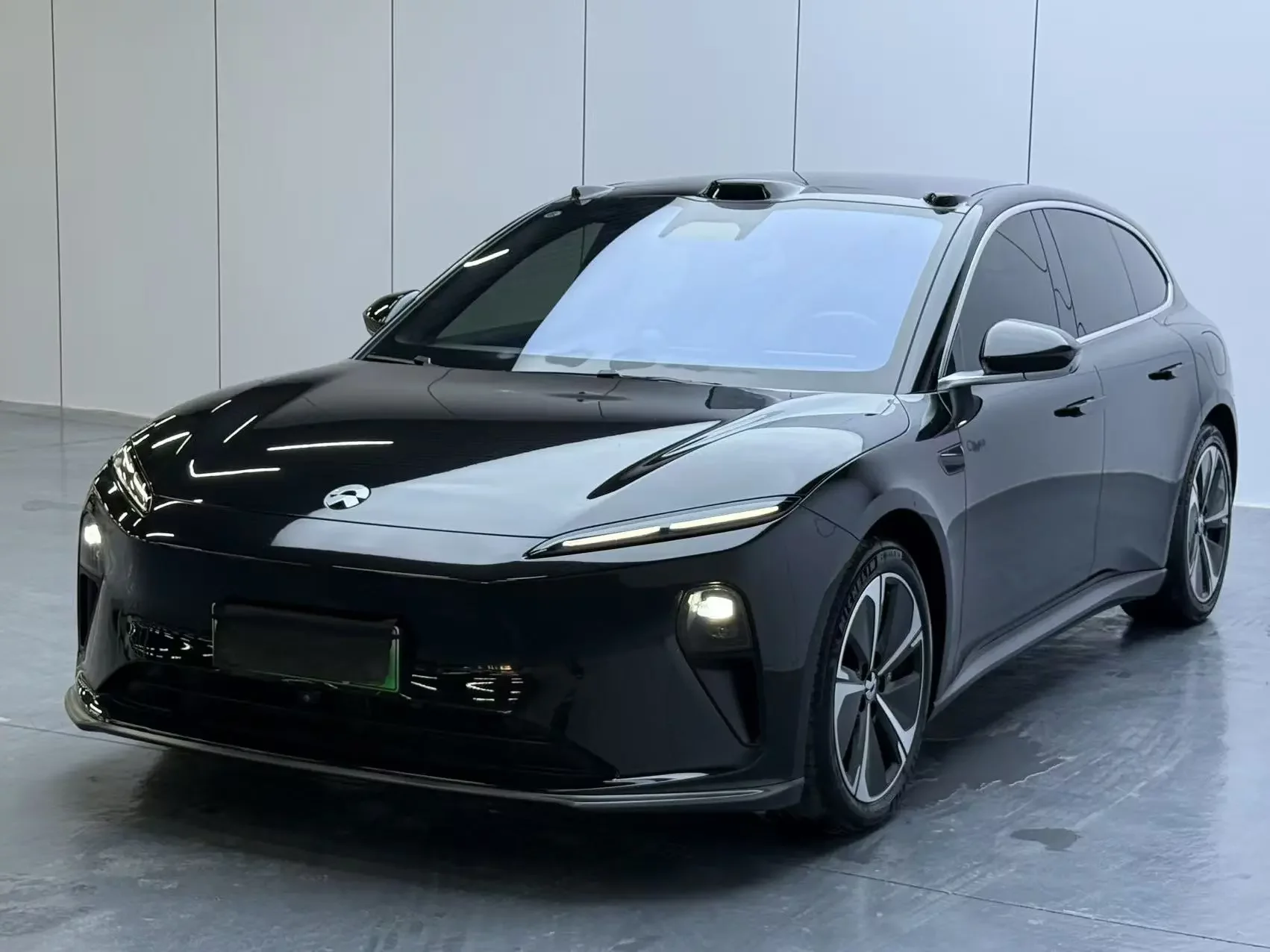 NIO ET5T  из Китая