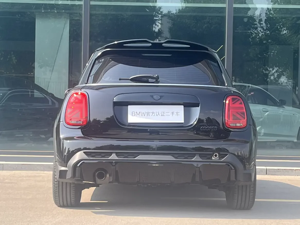 MINI 