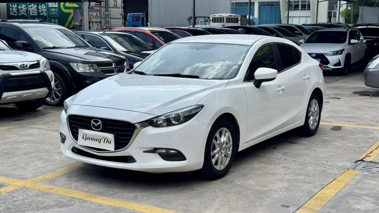 Mazda Axela