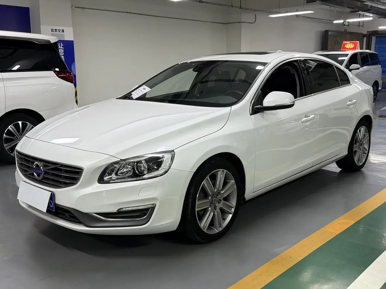 Volvo S60  из Китая