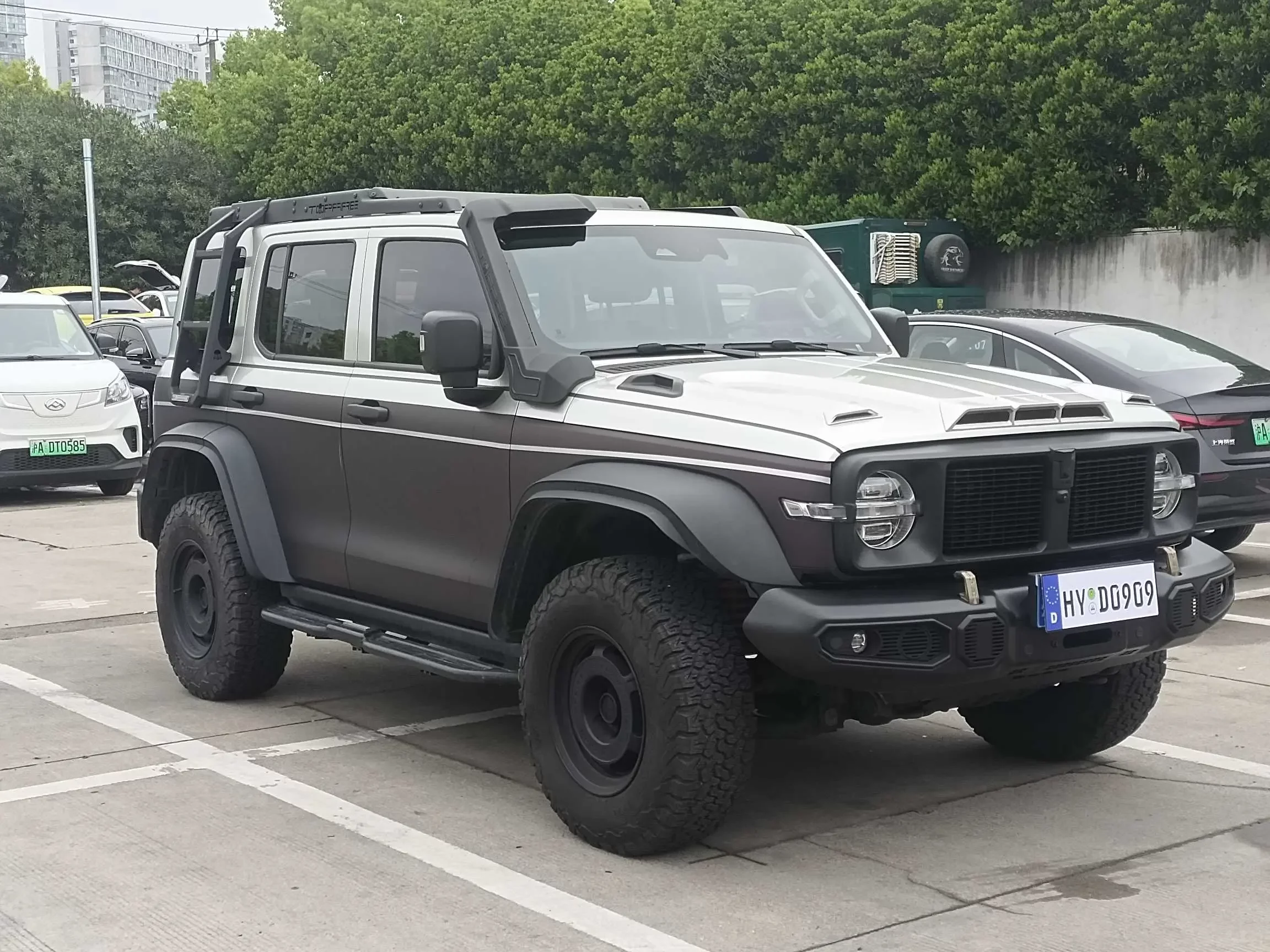 Tank 300