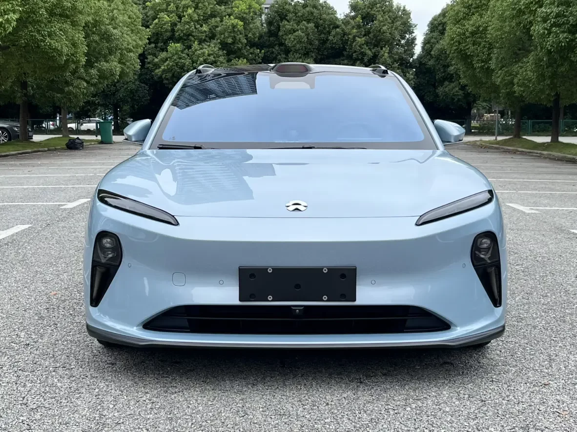 NIO ET5T  из Китая