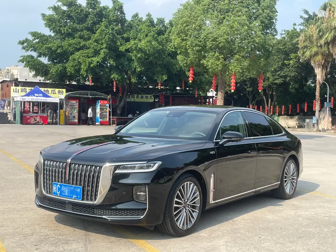 Hongqi H9  из Китая