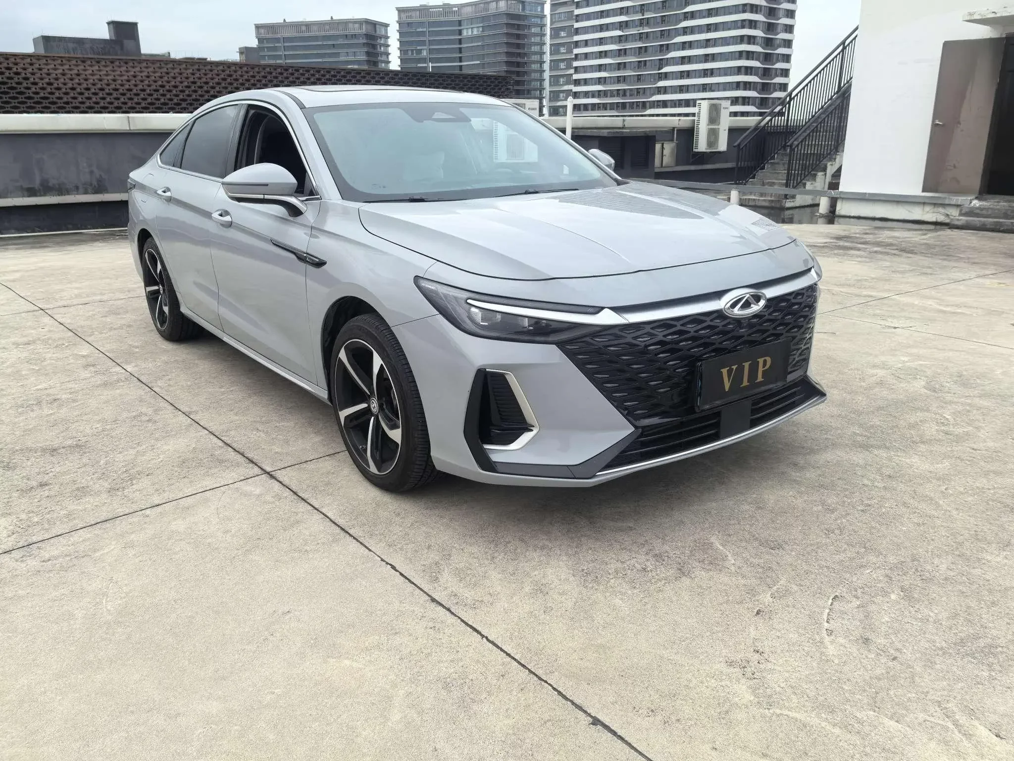 Chery Arrizo 8